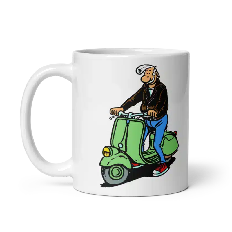 Mug Lucien avec illustration de Lucien sur un scooter vert, ambiance rétro inspirée des années 70-80.